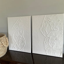 Load image into Gallery viewer, She V