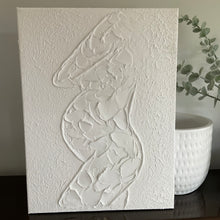 Load image into Gallery viewer, She V